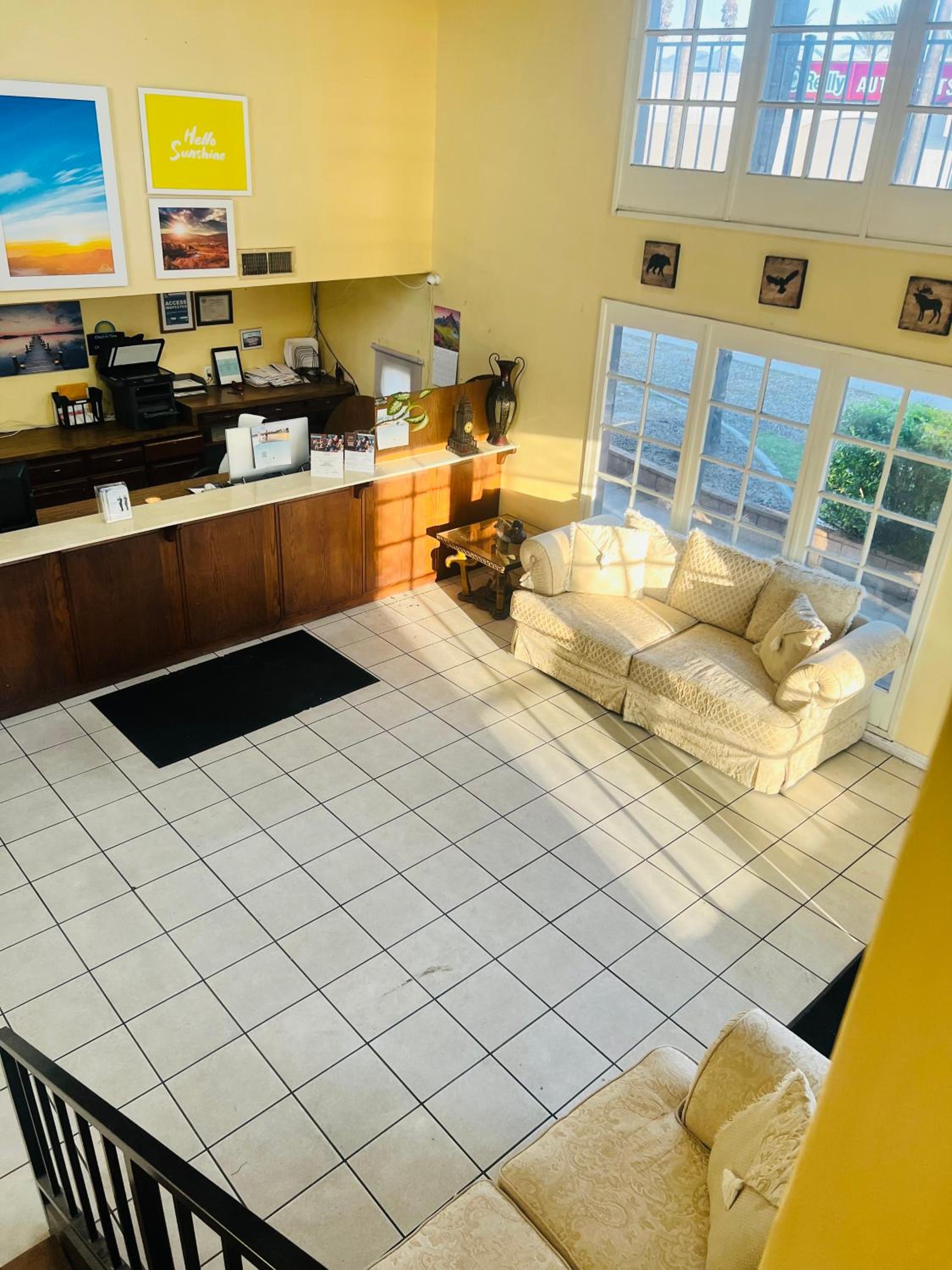 Фото Days Inn by Wyndham Hemet