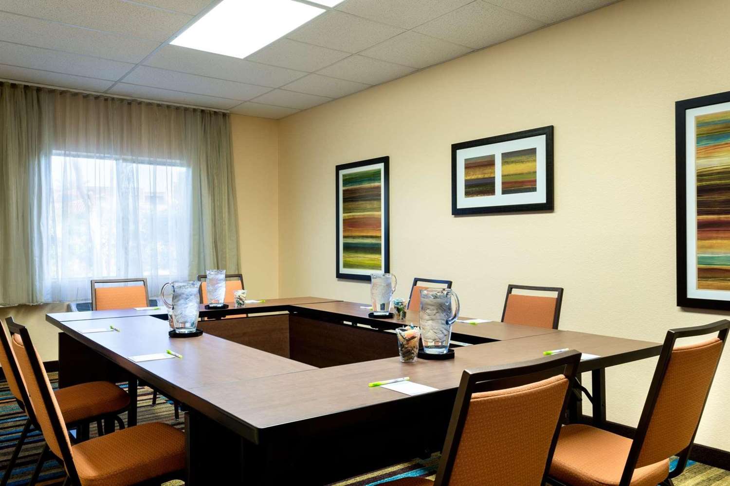 Фото Country Inn & Suites by Radisson, Phoenix Airport, Az
