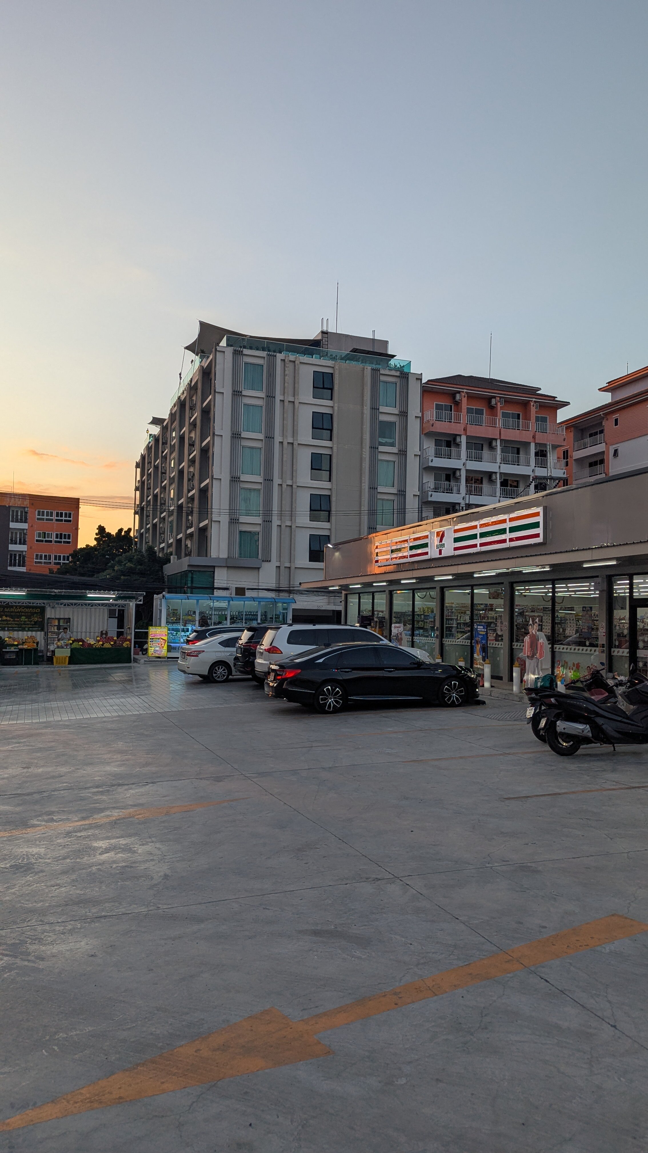 Фото Unique Regency Pattaya