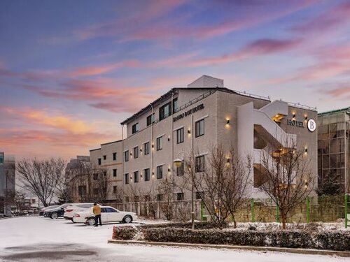 Гостиница Brown Dot Hotel в Чхунчхон-Пукто