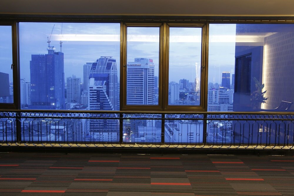 Фото Royal Benja Hotel