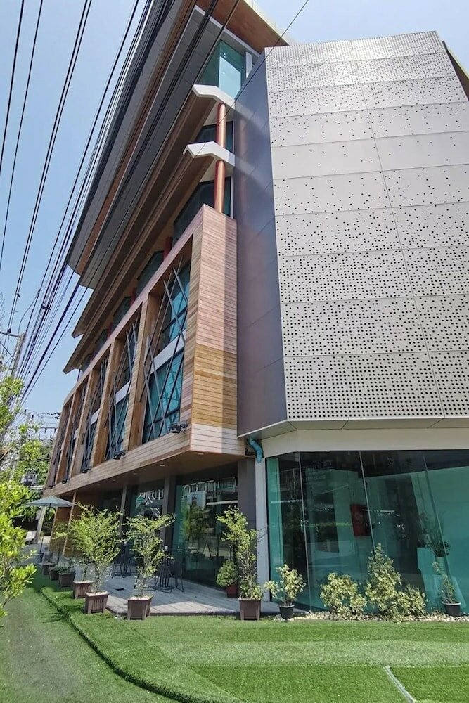 Фото Holatel Phitsanulok