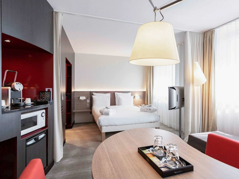 Фото Novotel Suites Geneve Aeroport
