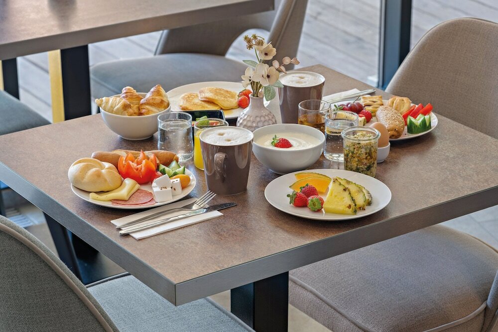 Фото Leonardo Hotel Salzburg City Center