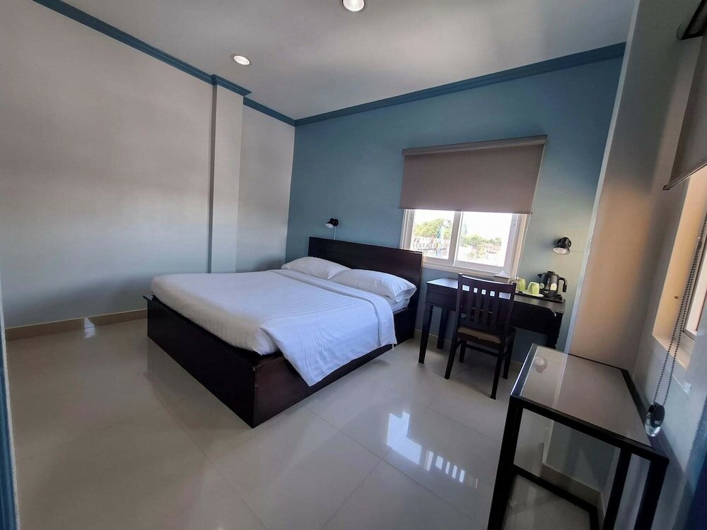Фото Garden Hill Hotel