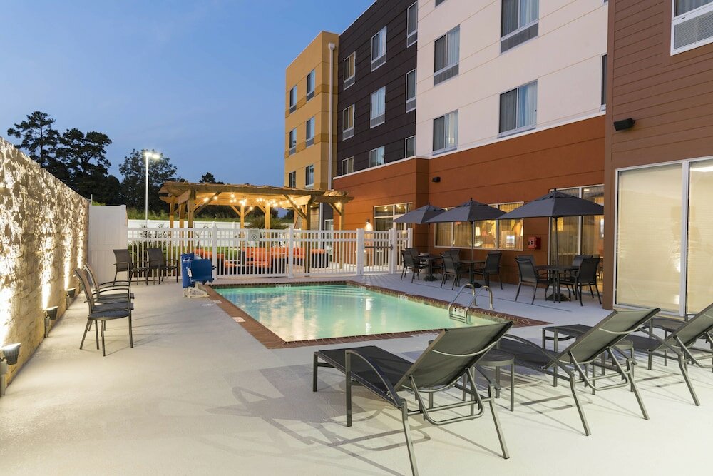 Фото Fairfield Inn & Suites by Marriott West Monroe