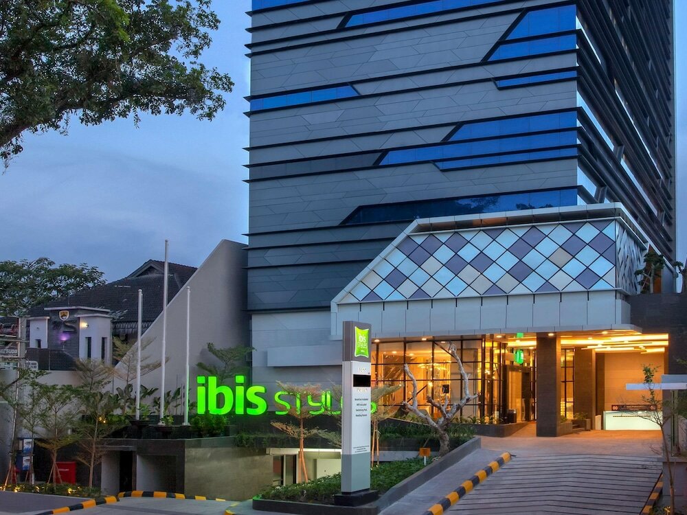 Фото Ibis Styles Medan Pattimura