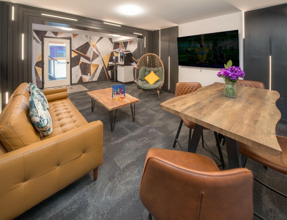 Фото The New 401 Inn