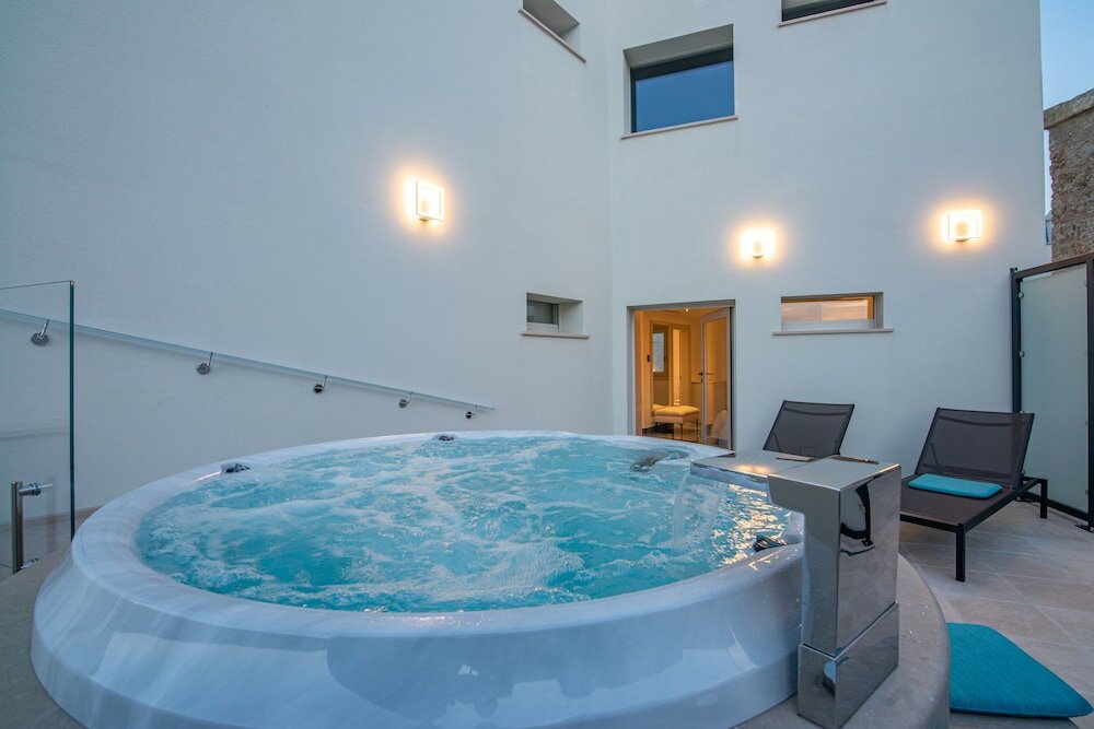 Фото Hotel Grotta Palazzese