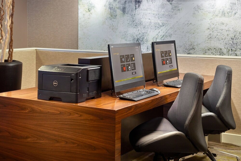 Фото Courtyard by Marriott Charlotte Southpark