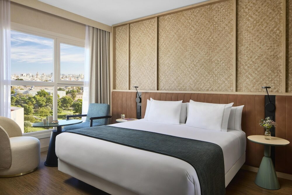 Фото Nh Valencia Center