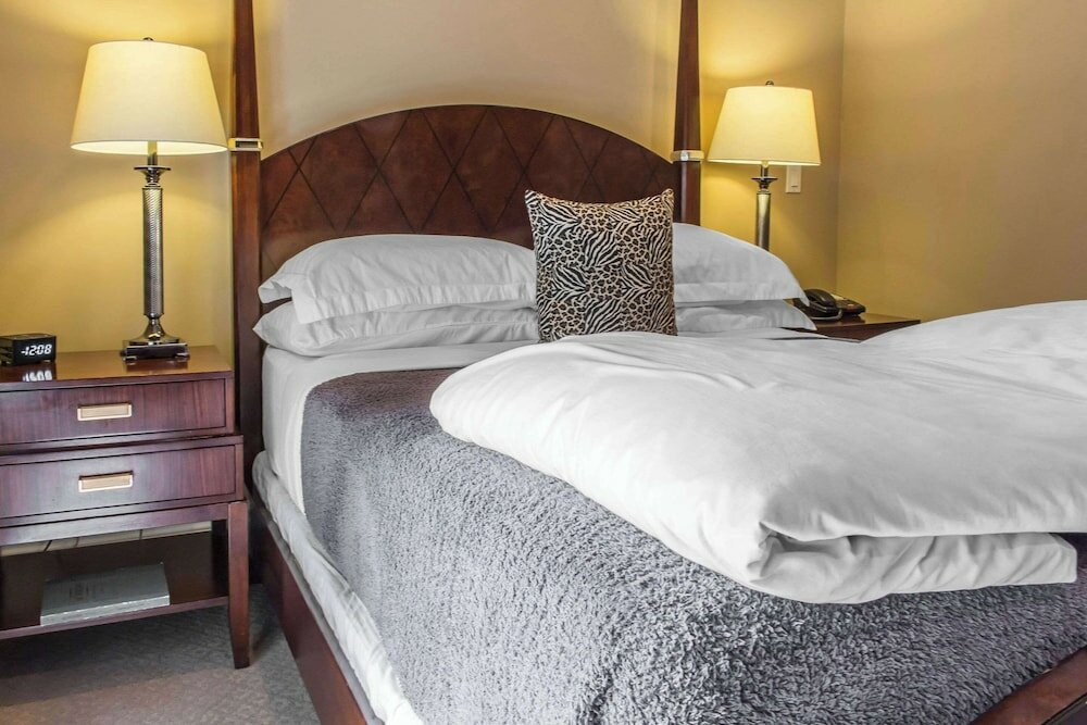 Фото The Peacock Inn, Ascend Hotel Collection