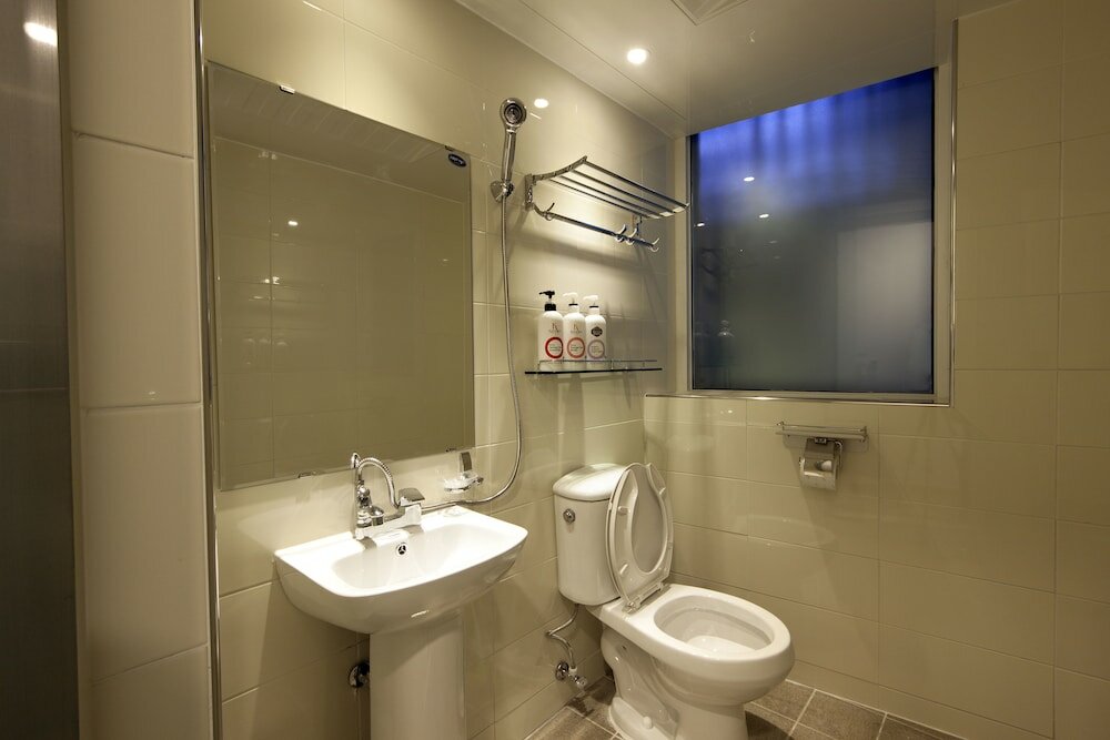 Фото K-Guesthouse Myeongdong 1