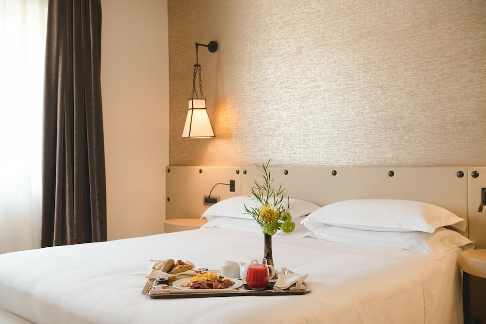 Фото Starhotels Metropole