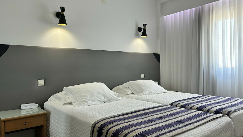 Фото Varzinn Hotel