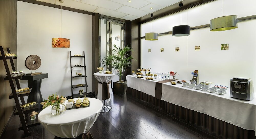 Фото Barceló Santa Cruz Contemporáneo