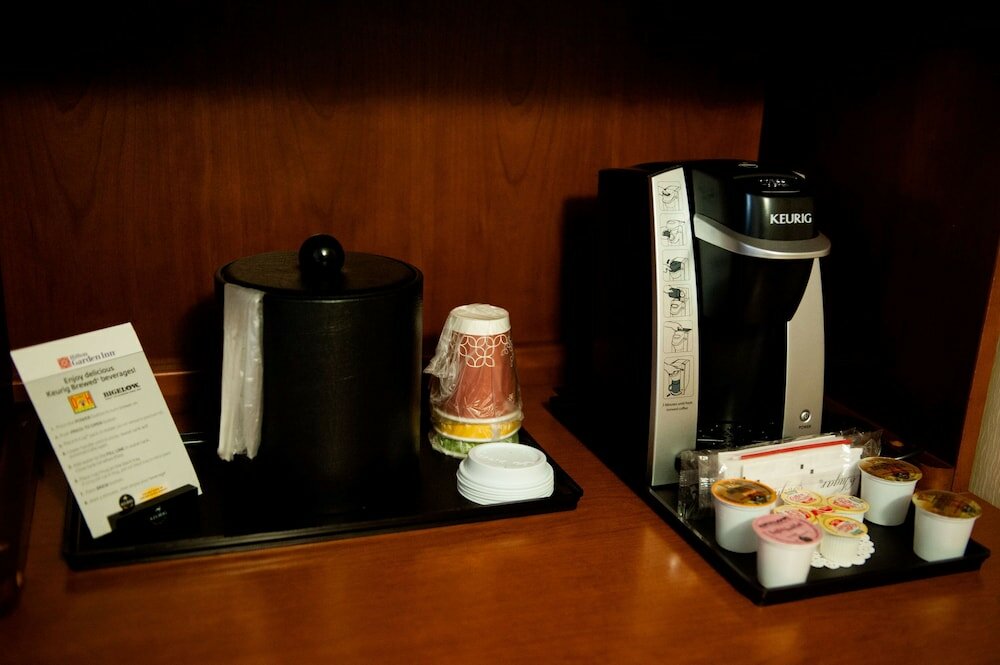 Фото Hilton Garden Inn Rockaway