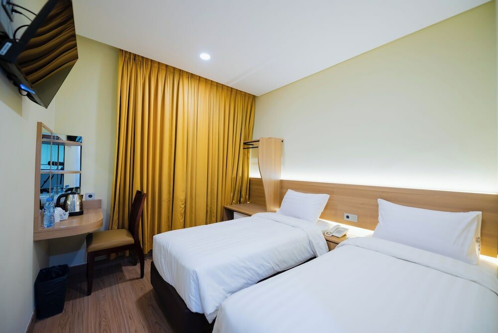 Фото Grand Pasundan Convention Hotel