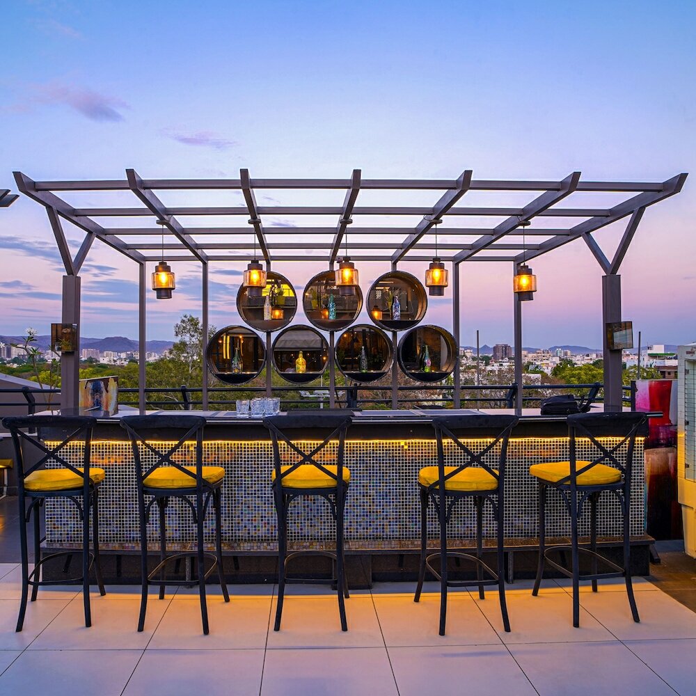 Фото Horizon Hotel