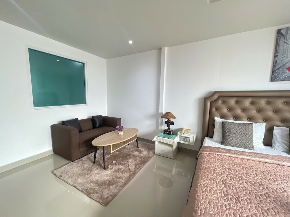 Фото W-9 Hotel