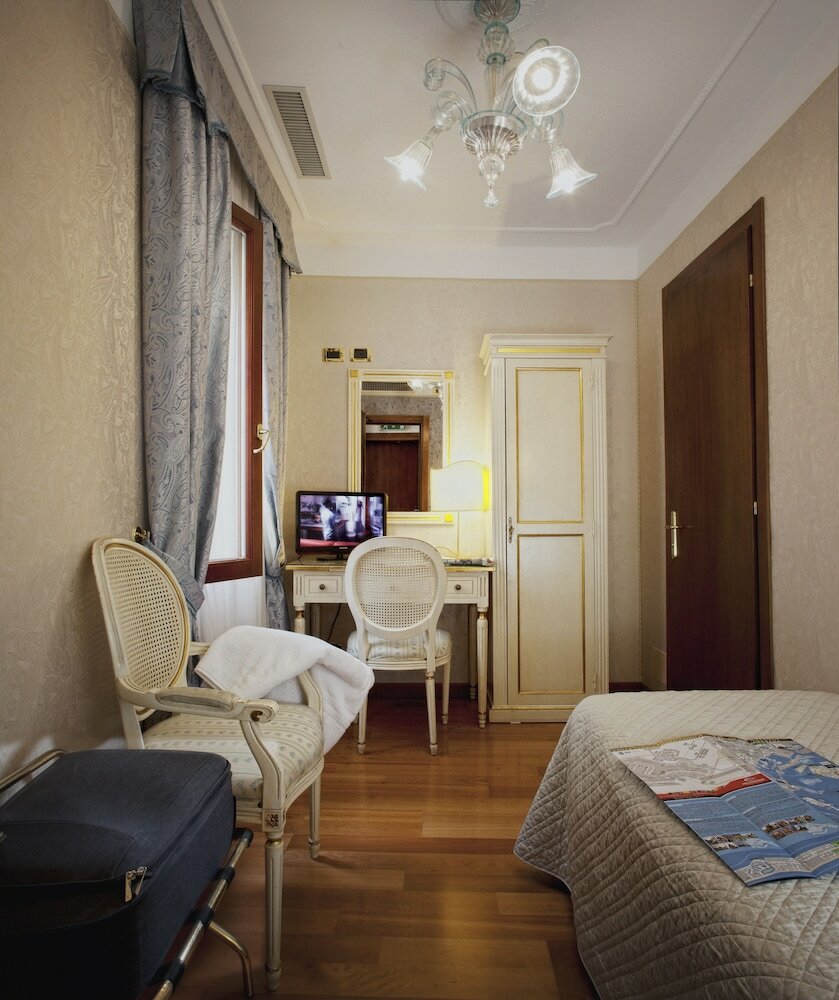 Фото Hotel Ca' d'Oro