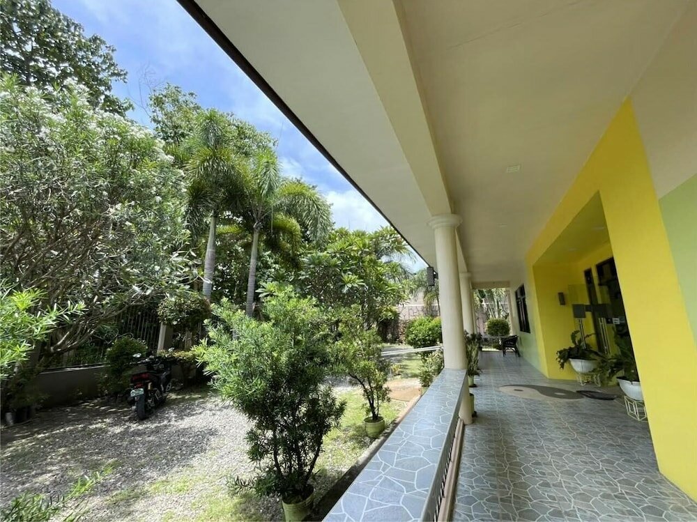 Фото Sulit Budget Hotel