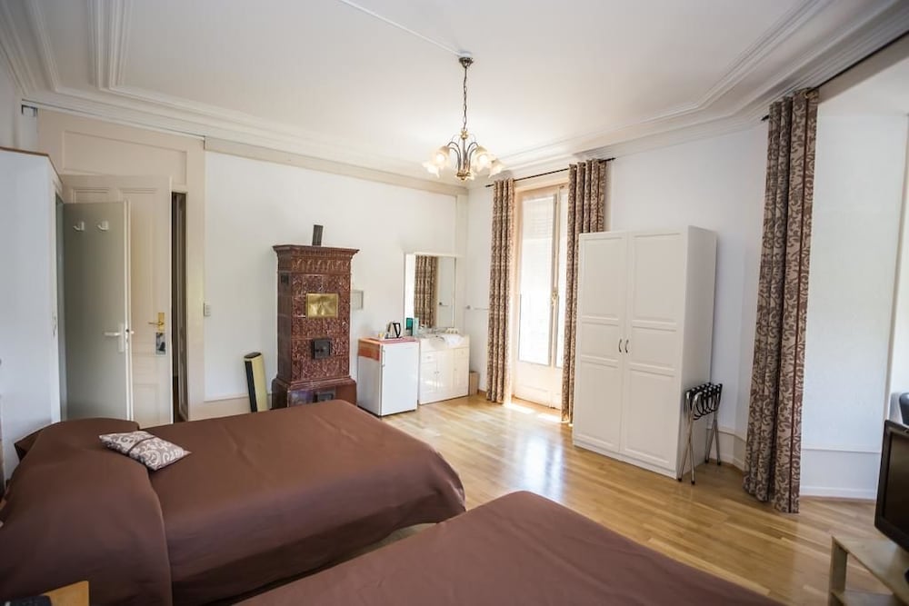 Фото Hotel Des Tourelles
