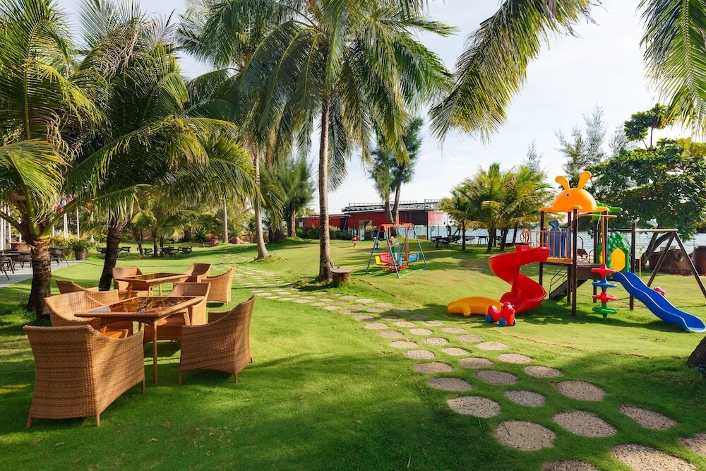 Фото Mercury Phu Quoc Resort & Villas