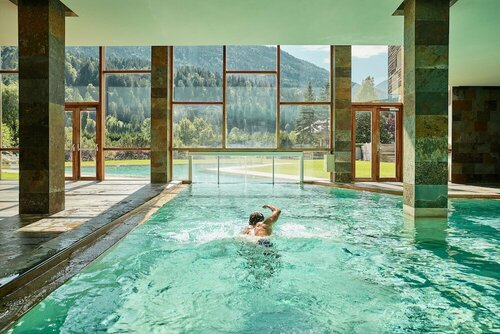 Внешний вид отеля Falkensteiner Hotel & SPA Carinzia в Хермагор-Пресеггере Зе, фото 2