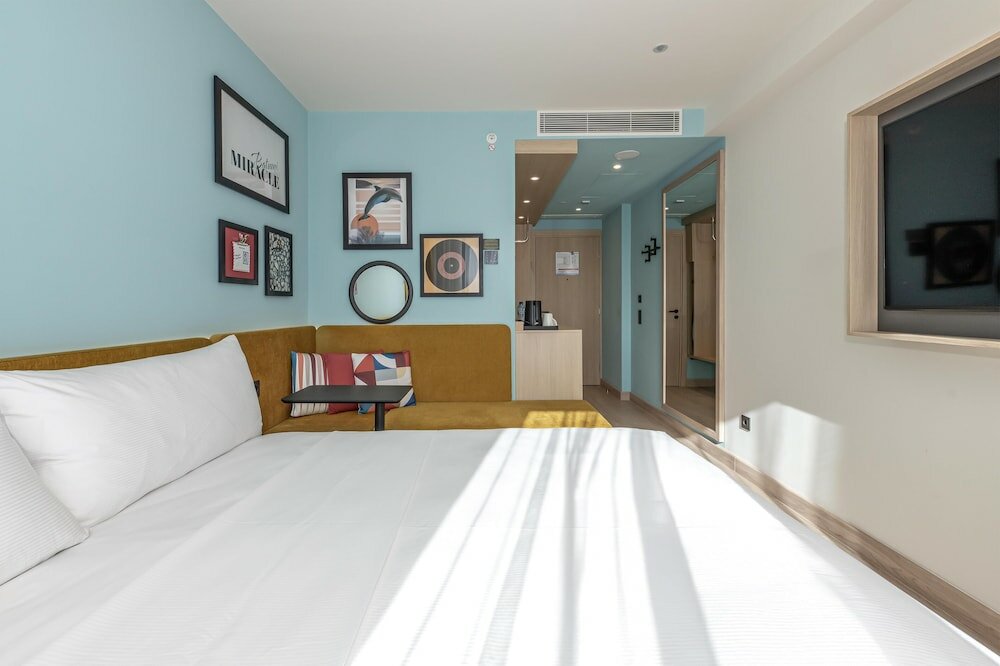 Фото Hampton by Hilton Batumi Center