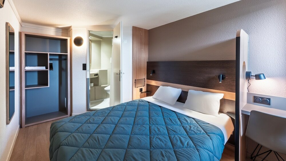 Фото Premiere Classe Lille Nord - Roncq