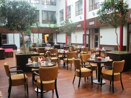 Гостиница Hotel Baltaci Atrium в Злинском крае