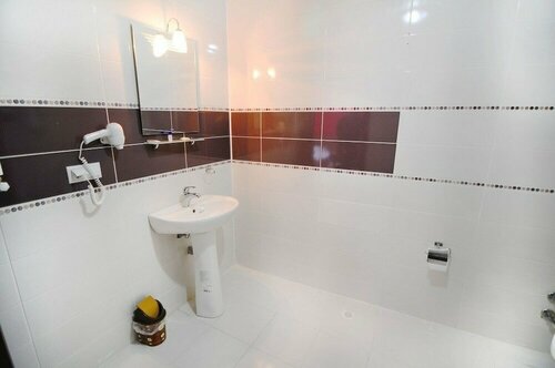 Гостиница Dosco Hotel в Тушбе