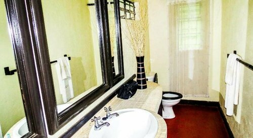 Гостиница Woodlands Lilongwe в Лилонгве