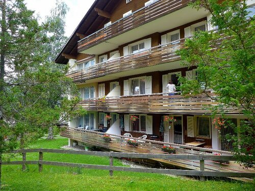 Гостиница Apartment Zur Linde в Лаутербруннене