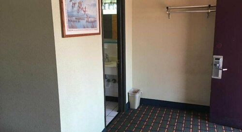 Гостиница Best Value Inn Motel Sandusky в Марианне