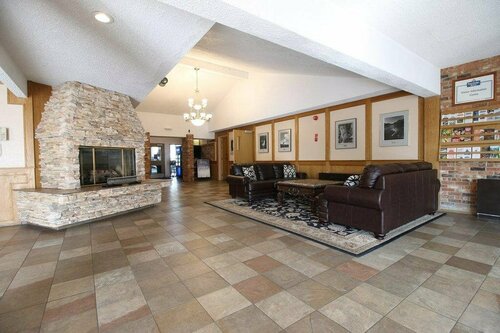 Гостиница Medicine Hat Suites в Медисин-Хэт