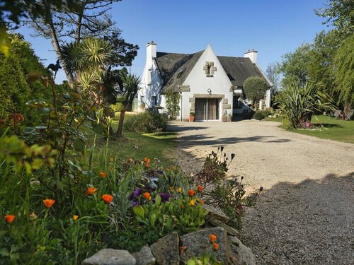 Гостиница Les Roses в Морле