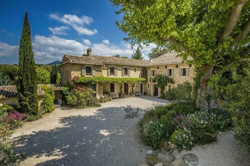 Гостиница B&b Le Clos Saint Saourde в Карпантре