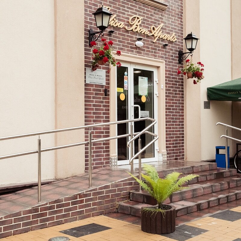 Фото отеля 2