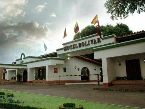 Гостиница Hotel Faranda Bolivar Cucuta - Resort в Кукуте