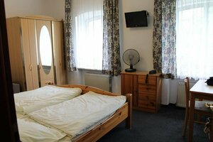 отель Pension Locarno