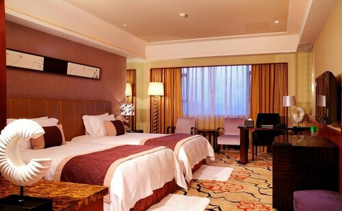 Гостиница Eurasia International Hotel в Дунгуани