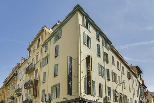 Гостиница Hotel Le Mistral в Каннах