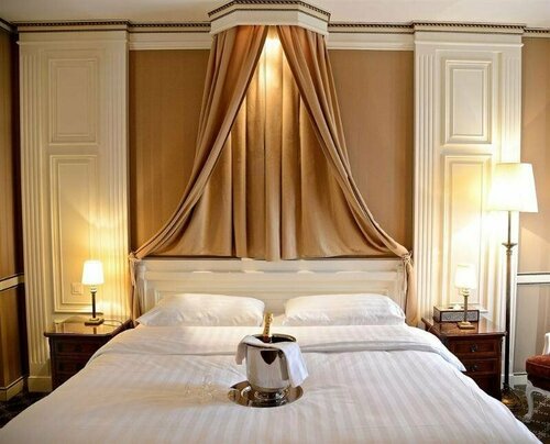 Гостиница Carlton Lausanne Boutique Hotel в Лозанне