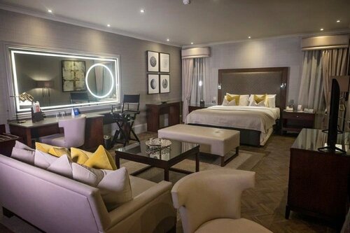 Гостиница Best Western Garfield House Hotel в Киркинтиллохе