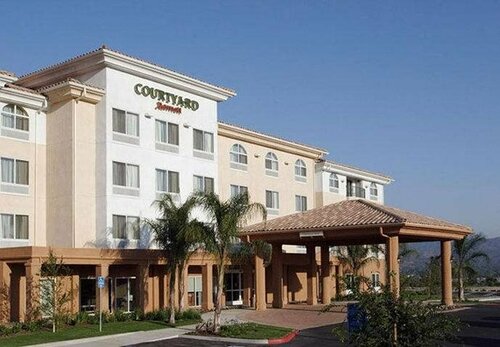 Гостиница Courtyard by Marriott Ventura Simi Valley в Сими Вэлли