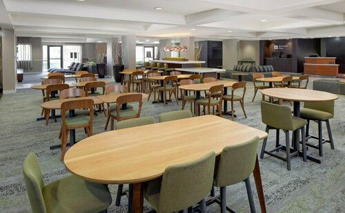 Гостиница Courtyard by Marriott Dallas Addison/Quorum Drive в Аддисоне