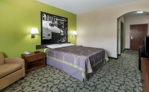 Гостиница Red Lion Inn & Suites Iah Airport East в Хамбле