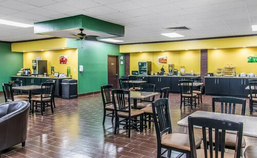 Гостиница Quality Inn Hinesville - Fort Stewart Area в Хайнсвилле